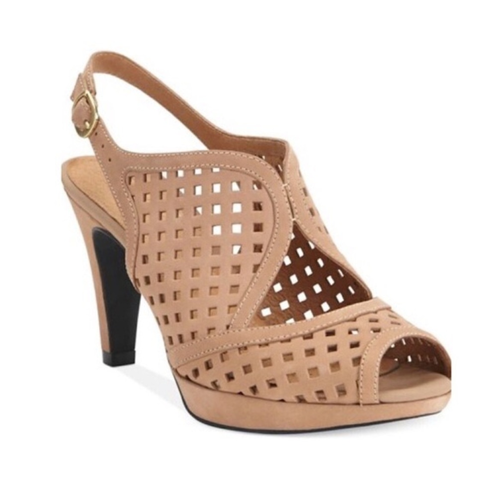 Clarks Artisan Wessex Shay Sandal